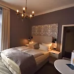 Szálloda Schloss-hotel Petry Treis-Karden