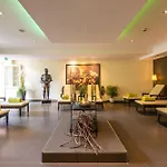 Hotel Schloss-hotel Petry 4*