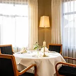 Schloss-hotel Petry Hotel Treis-Karden