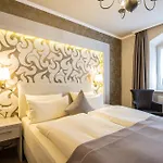 Hotel Schloss-hotel Petry 4*