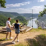 Szálloda Schloss-hotel Petry 4*