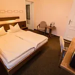 Schloss-hotel Petry Hotell