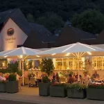 Schloss-hotel Petry