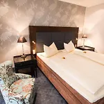 Hotel Schloss-hotel Petry