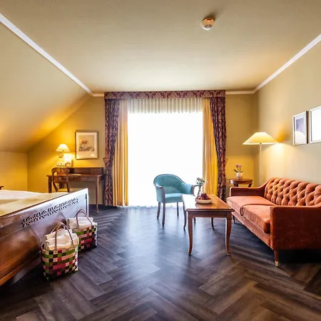 Schloss-hotel Petry 4* Treis-Karden