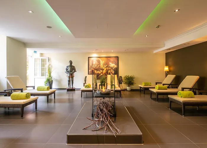 Hotel Schloß-hotel Petry 4*