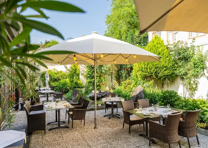 Schloss-hotel Petry Hotel 4*