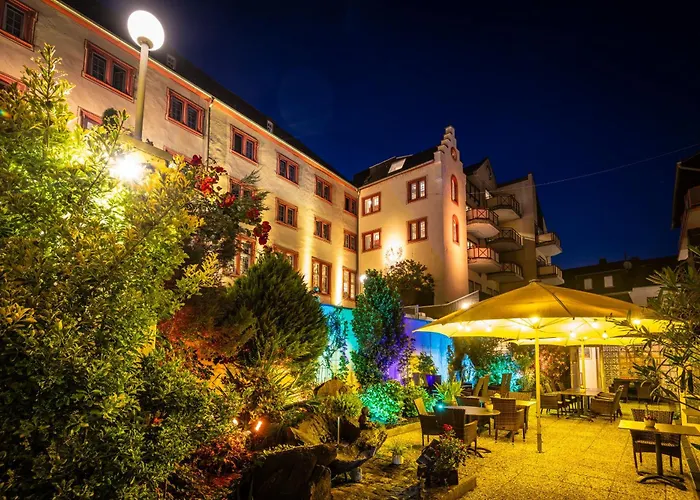 Schloss-hotel Petry Hotel 4*