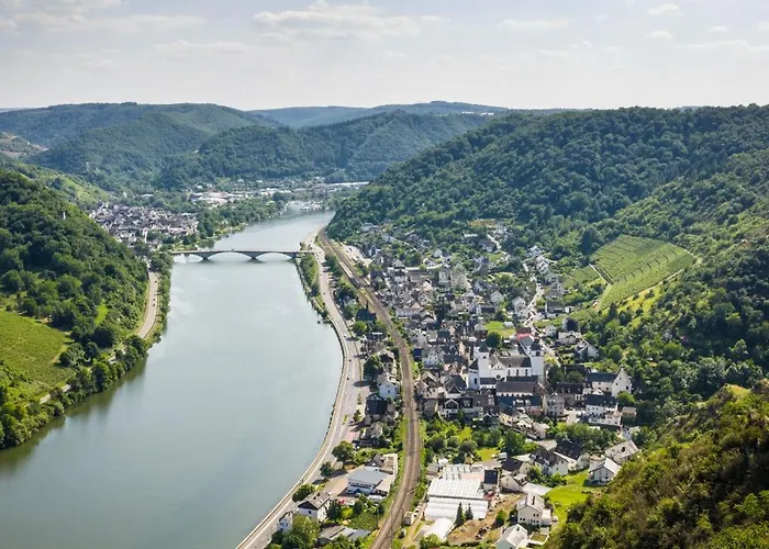 Schloß-hotel Petry 4* Treis-Karden