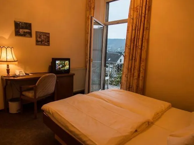 Schloß-hotel Petry 4* Treis-Karden