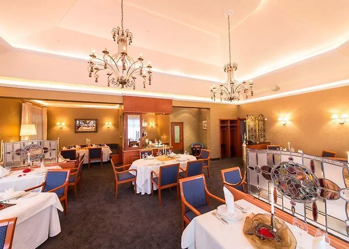 Schloß-hotel Petry Hotel 4*