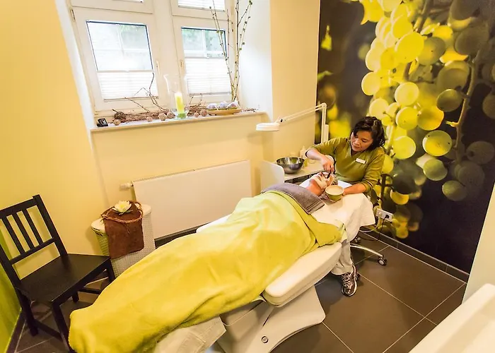 Schloß-hotel Petry 4*